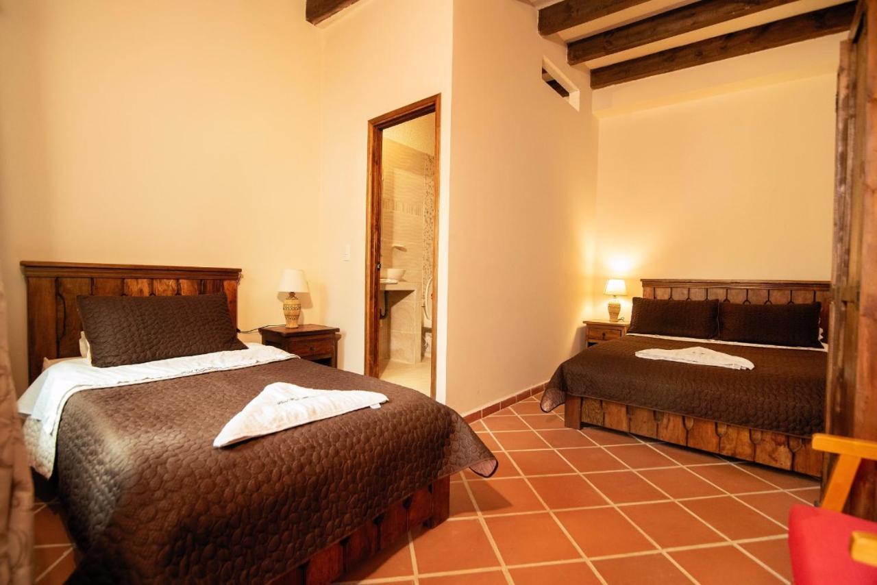 Casa Moreno La Vega C Hotel